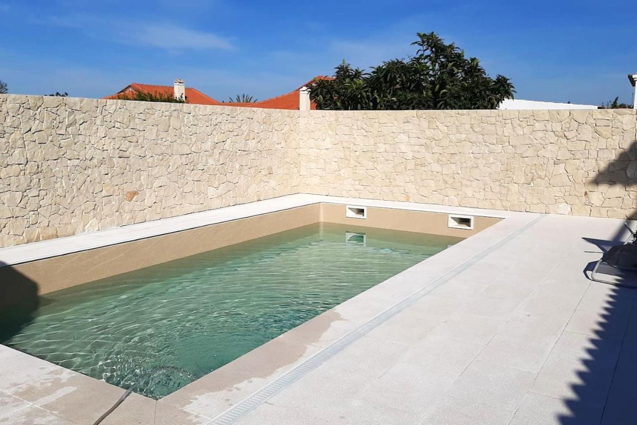 Spacious House In Aldeia Dos Pinheiros With Pool Azeitao Eksteriør bilde