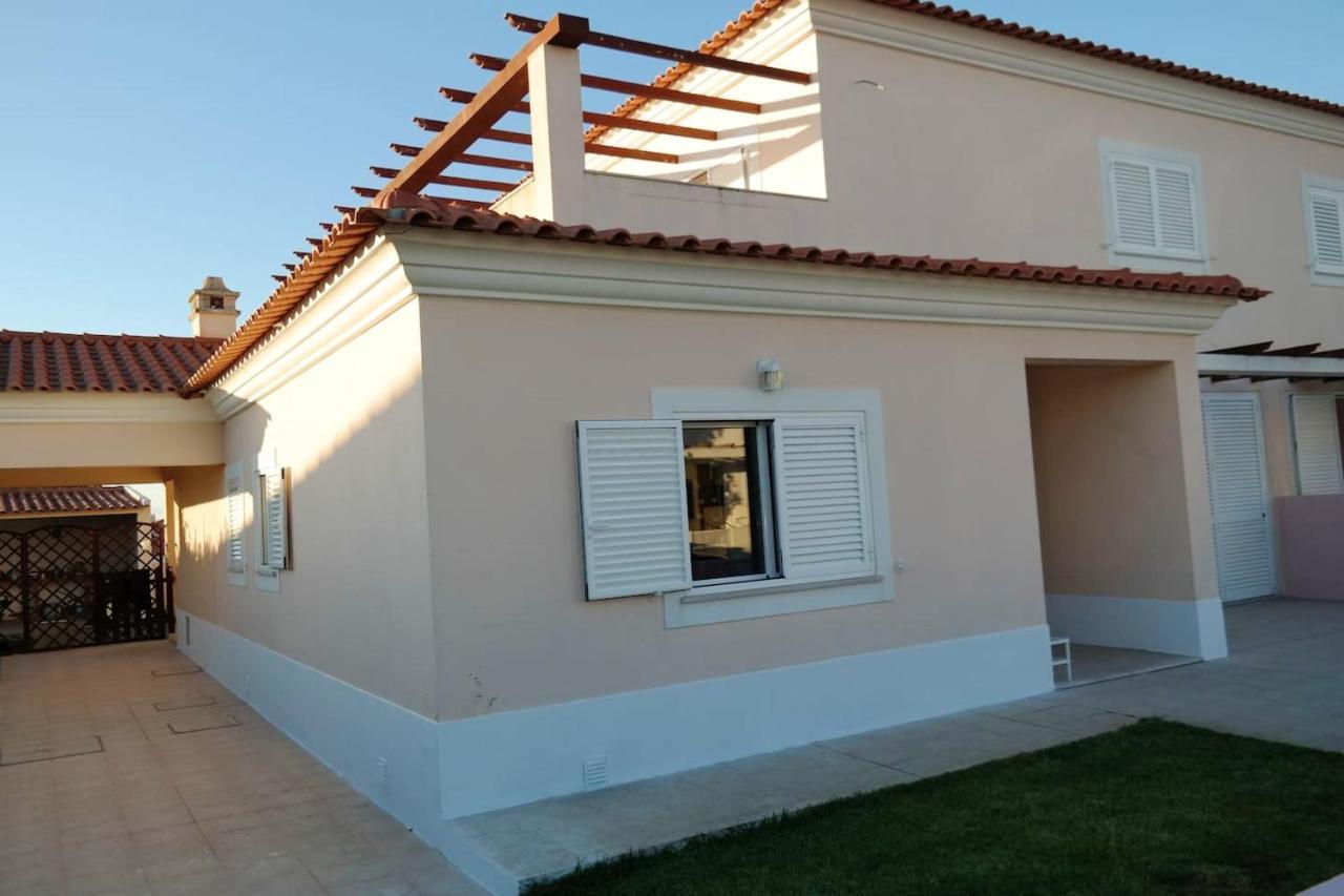 Spacious House In Aldeia Dos Pinheiros With Pool Azeitao Eksteriør bilde